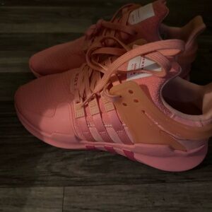 Adidas NEVER WORN women’s size 6